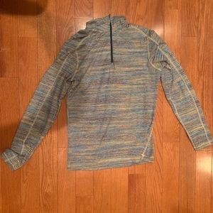 Lululemon 1/4 Sleeve Quarter Zip